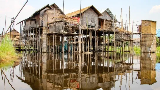 Day 7 Experience Local Life At The Floating Nampan Village