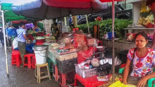 Day 9 Capture The Local Charm Of Scott Market