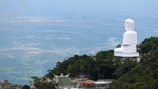 Day 6 Visit Linh Ung Pagoda Overlooking The Sea