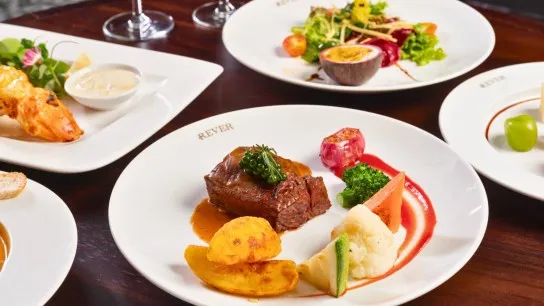 Gourmet dining afloat