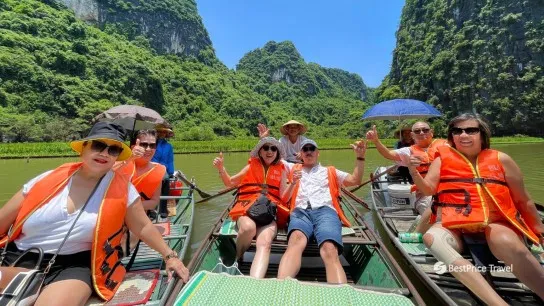 Day 3 Enjoy A Boat Ride Through The Stunning Landscapes Of Tam Coc