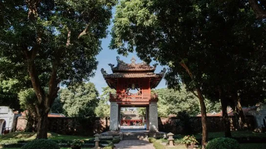Day 2 Explore The Temple Of Literature And Discover Vietnam’s First University