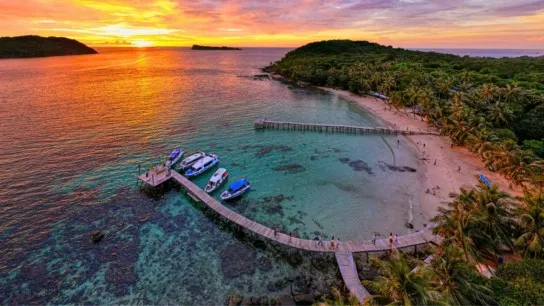Day 8 Escape To The Tropical Beauty Of May Rut Island