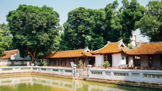 Day 2 Explore The Historic Grounds Of The Temple Of Literature