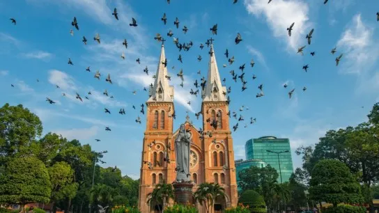 Day 9 Discover The French Colonial Charm Of Saigon Notre Dame Cathedral