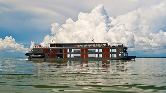 Aqua Mekong Expedition Cruise 8 days: Siem Reap/ Phnom Penh - Saigon