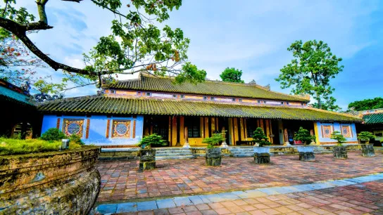Explore The Vibrant Colors Of Hue