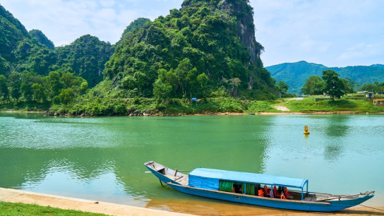 DMZ - Phong Nha Cave Full Day from Hue