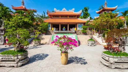Long Son Pagoda The Oldest Temple In Nha Trang