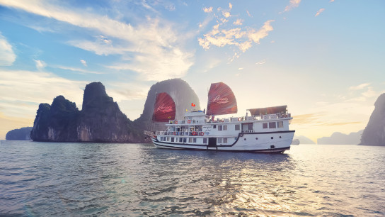 Renea Cruise 3 Days 2 Nights
