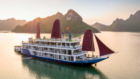 Verdure Lotus Grandeur Cruise 3 Days 2 Nights