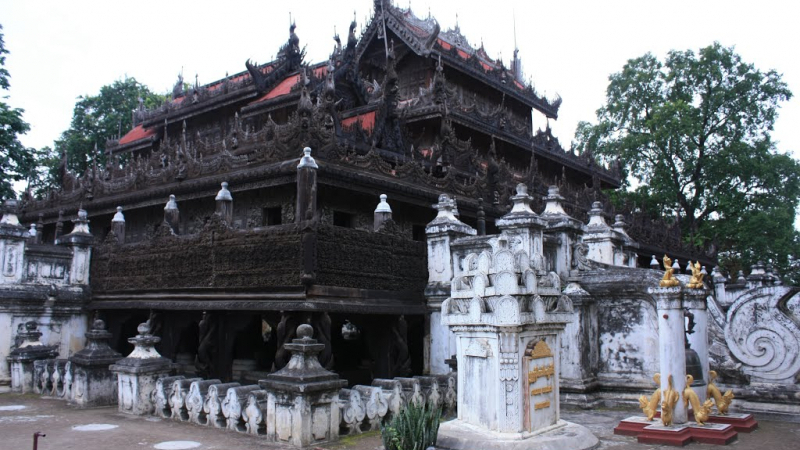 Golden Palace Monaster