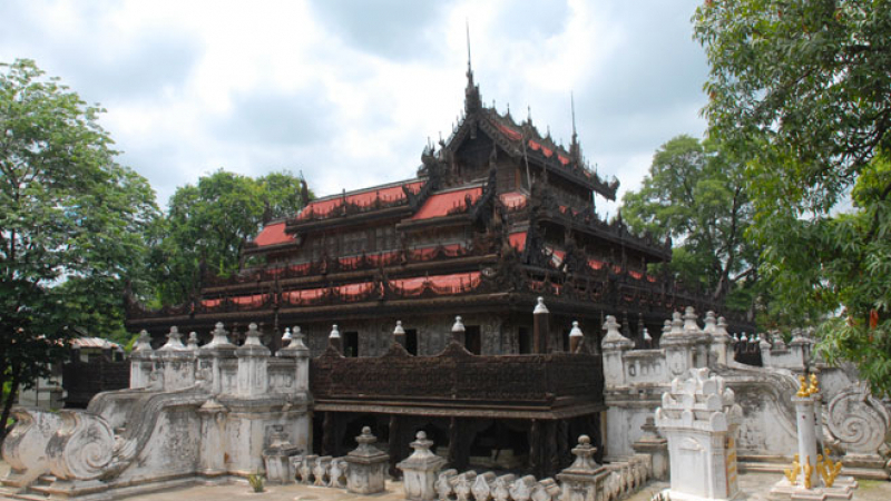 Shwenandaw Monastery