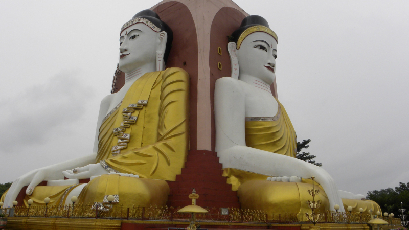 Kyaikpun Buddha