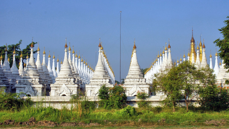 Kuthodaw Pagoda