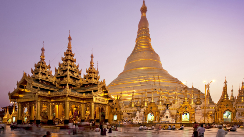 Shwedagon Pagoda 001