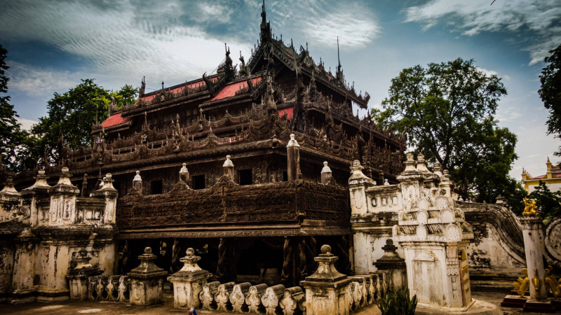 Shwenandaw Monastery