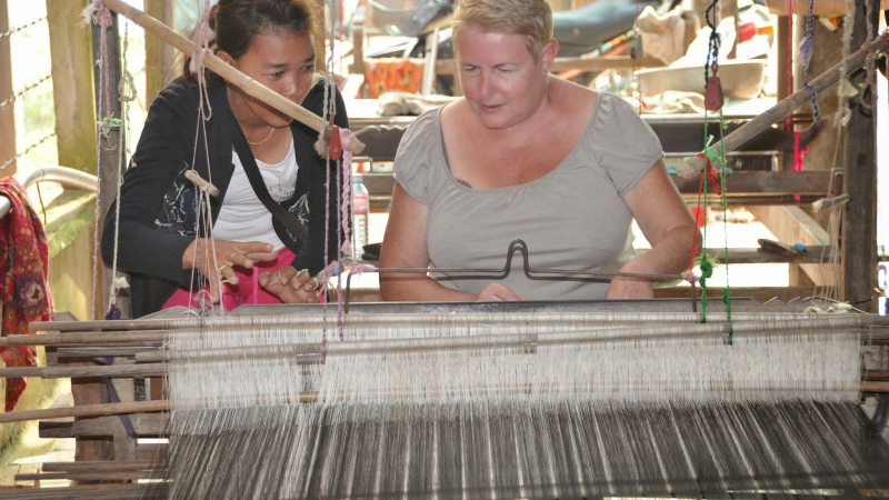 Try Hands At Weaving