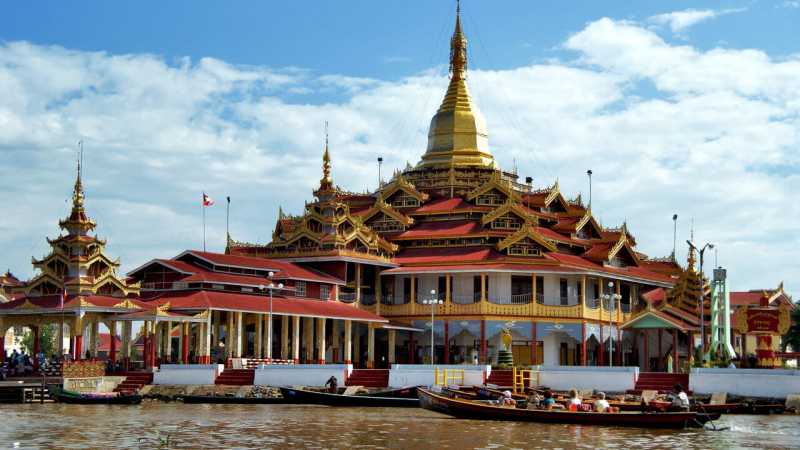 Phaung Daw Oo Pagoda