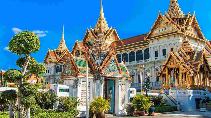 Day 2 Admire The Grand Palace In Bangkok