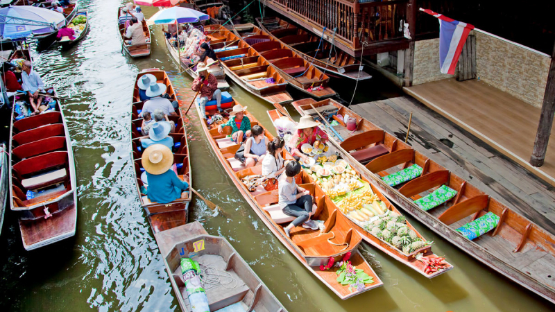 DAMNOEN SADUAK MARKET