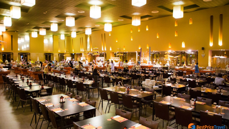 Siam Niramit Show Dinner