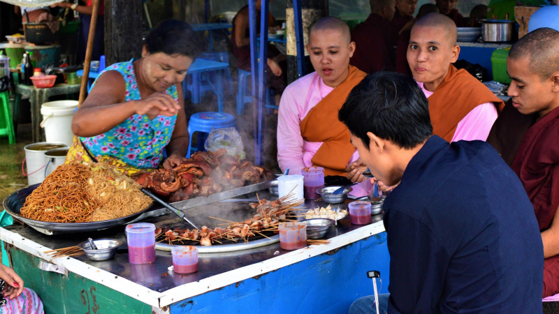 Street Food Yangon