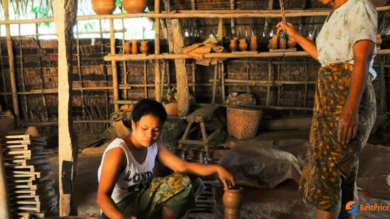 Traditional Pottery Workshop