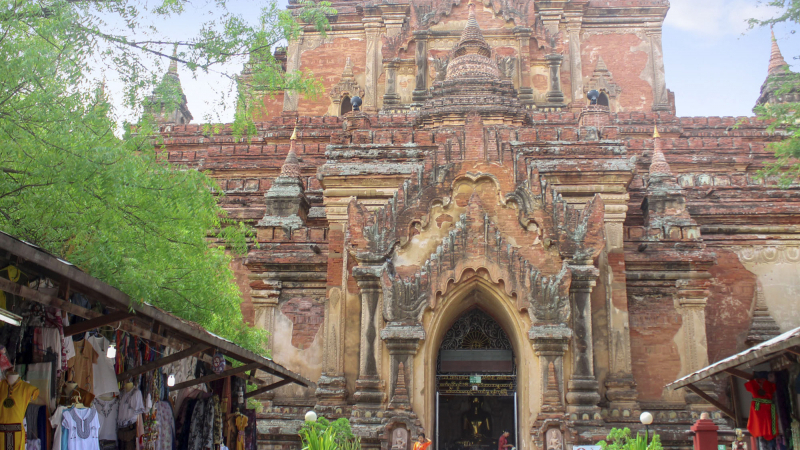 Htilominlo Temple Bagan4