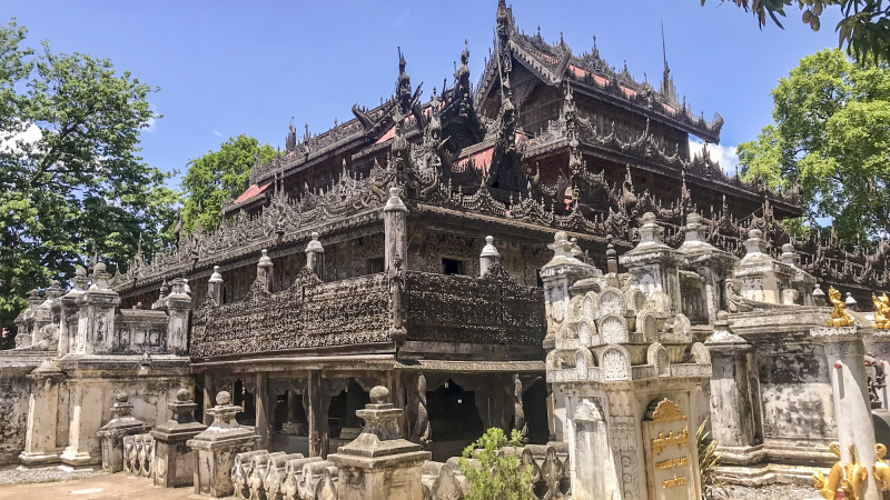 Shwenandaw Monastery (2)