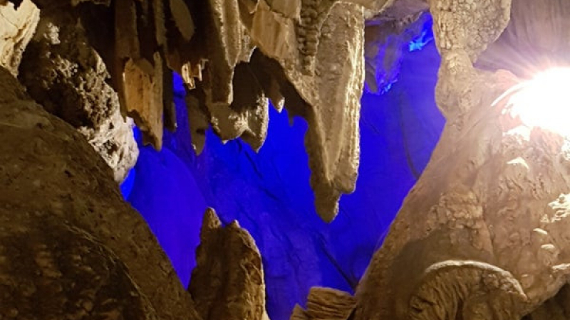 Tham None (Sleeping cave).