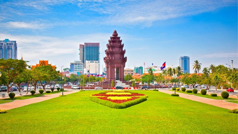 Day 19 Arrive in Phnom Penh