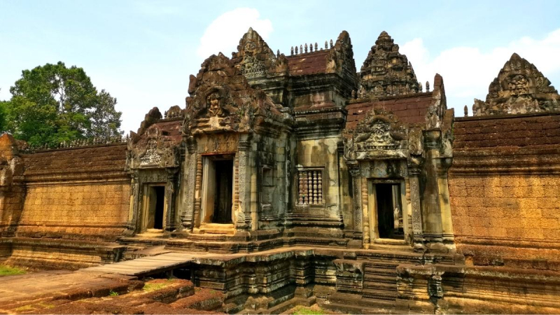 Day 22 Banteay Samre, which is unique by its central temple