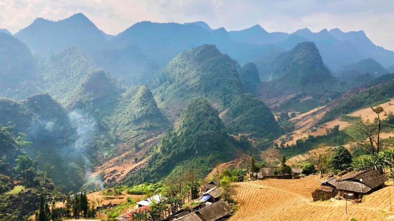 Day 2 The Rolling Mountains And Valleys In Dong Van Plateau