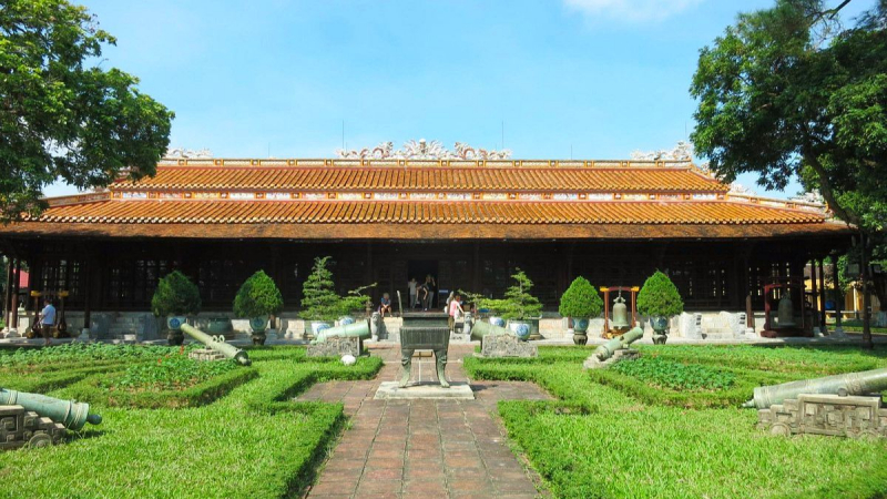 The Historical Hue Museum Of Royal Antiquities