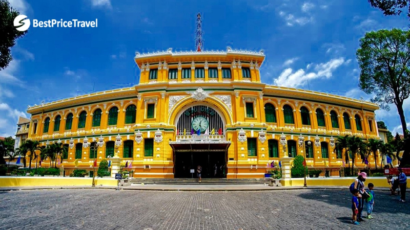 Day 15 Admire The French Colonial Buildings Of Notre Dame Cathedral