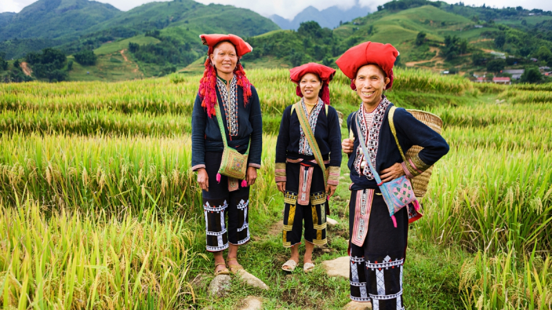 Meet The Red Dao Of Ta Phin Village