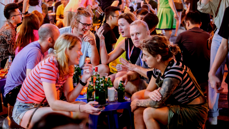 Get A Taste Of Hanoi Bia Hoi Culture (Vietnamese Craft Beer)