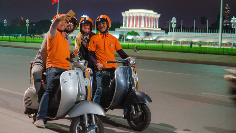 Hanoi Insight Vespa Tours