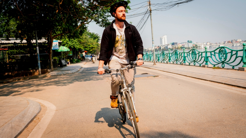 Pedal Through Hanoi's Stunning Sights