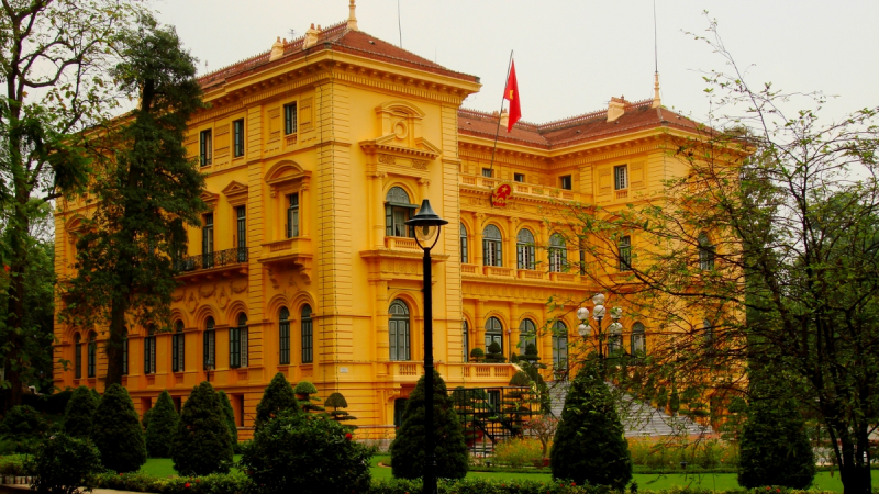 Come To The Famous Presidential Palace