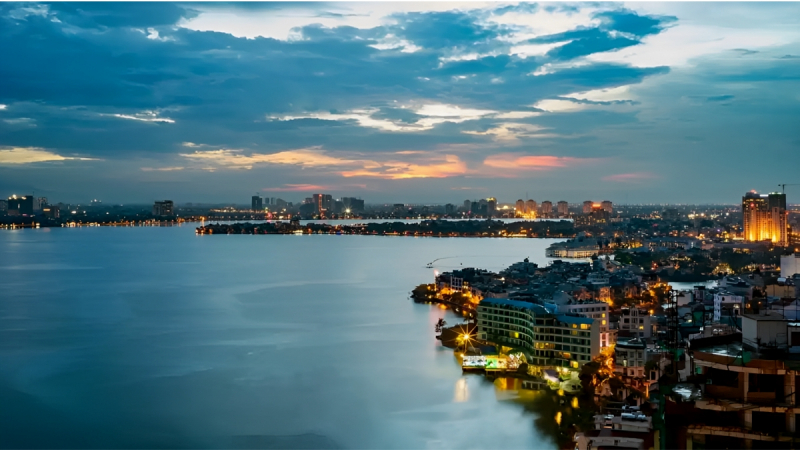 Drive Around And Experience Westlake Local Life