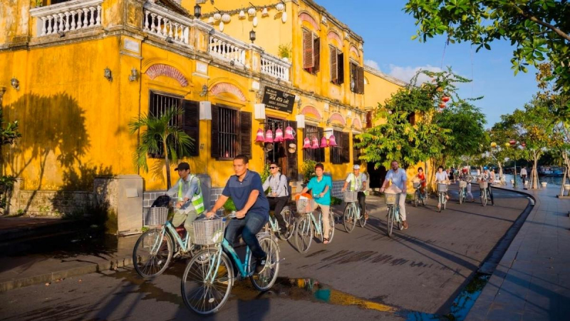 Cycle Through Narrow Streets And Hidden Alleys