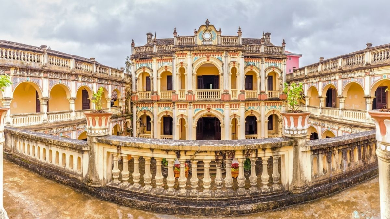 Uncover The Significant Hoang A Tuong's Palace