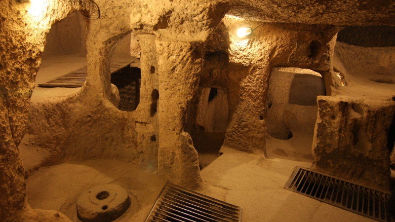 Discover Viet Cong Soldier's Complex Tunnel In Cu Chi