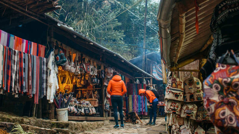 Discovery Local Market While Trekking In Cat Cat Village