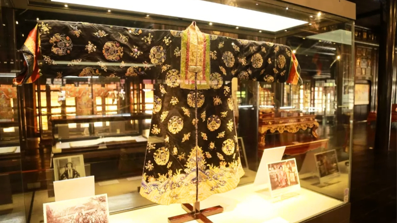 See Works Of Art From The Imperial Era At Hue Royal Museum