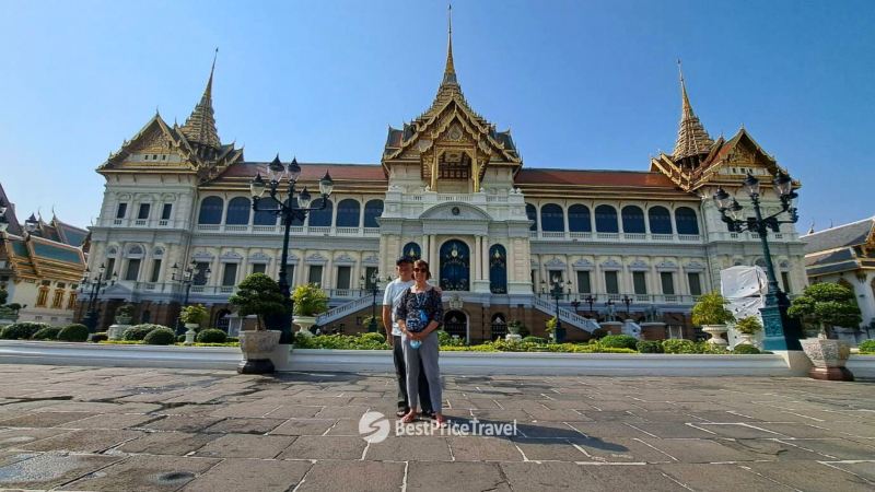 Day 2 Explore The Grand Royal Palace In Bangkok
