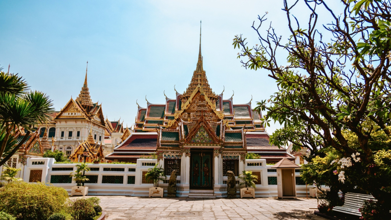 Day 2 Royal Palace With Delicate Design