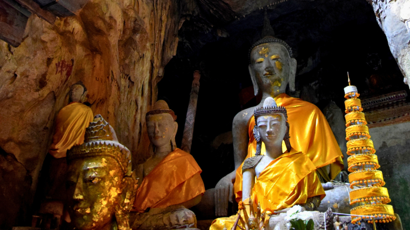 Day 4 Buddha Images Inside Chiang Dao Temple Cave